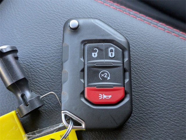 Used 2025 Jeep Wrangler Unlimited Rubicon image 33