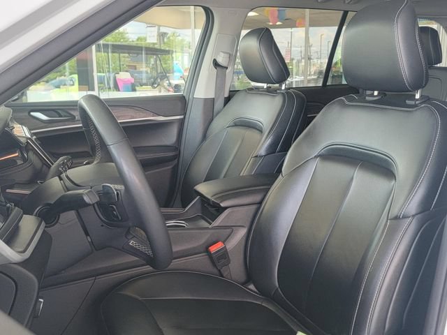 Certified 2024 Jeep Grand Cherokee Limited 4xe AWD/4WD image 10