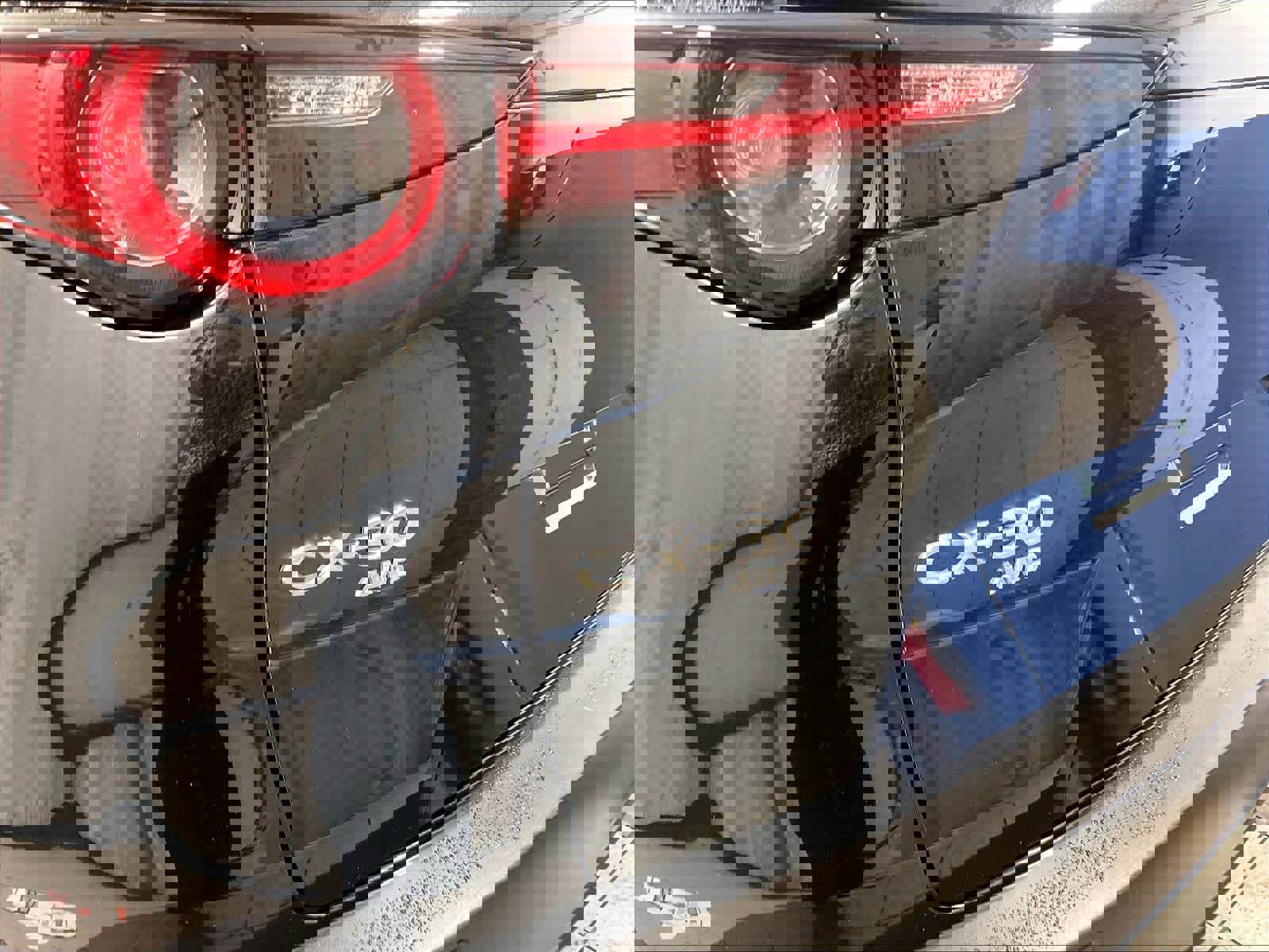 Used 2024 MAZDA CX-30 AWD 2.5 S w/ Premium Package image 27