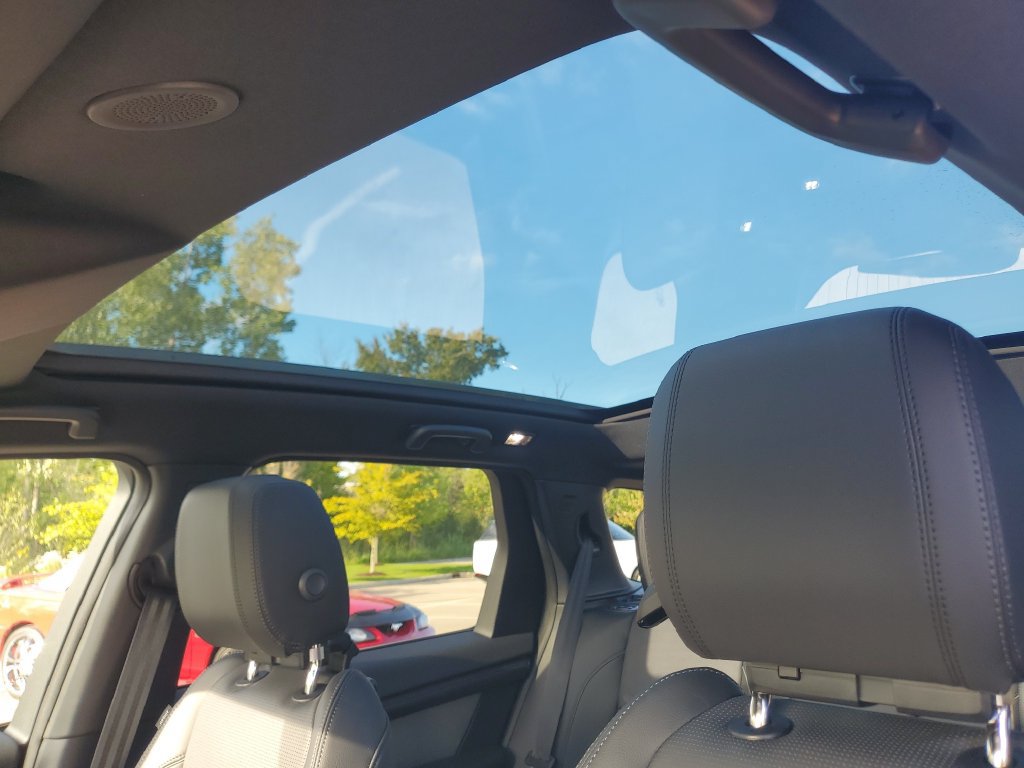 New 2026 Land Rover Discovery Sport Landmark AWD/4WD image 12