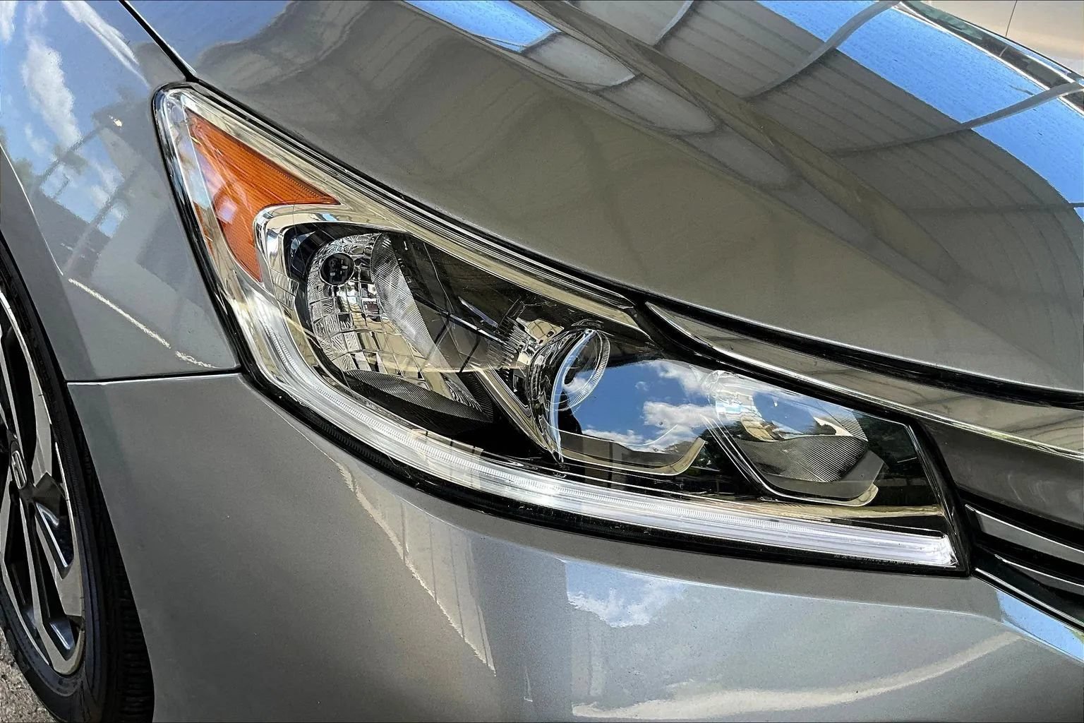 Used 2017 Honda Accord EX-L image 29
