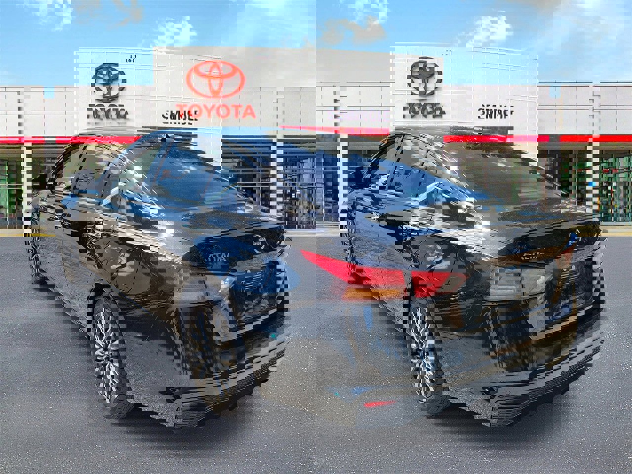 Used 2024 Nissan Altima 2.5 SV image 4