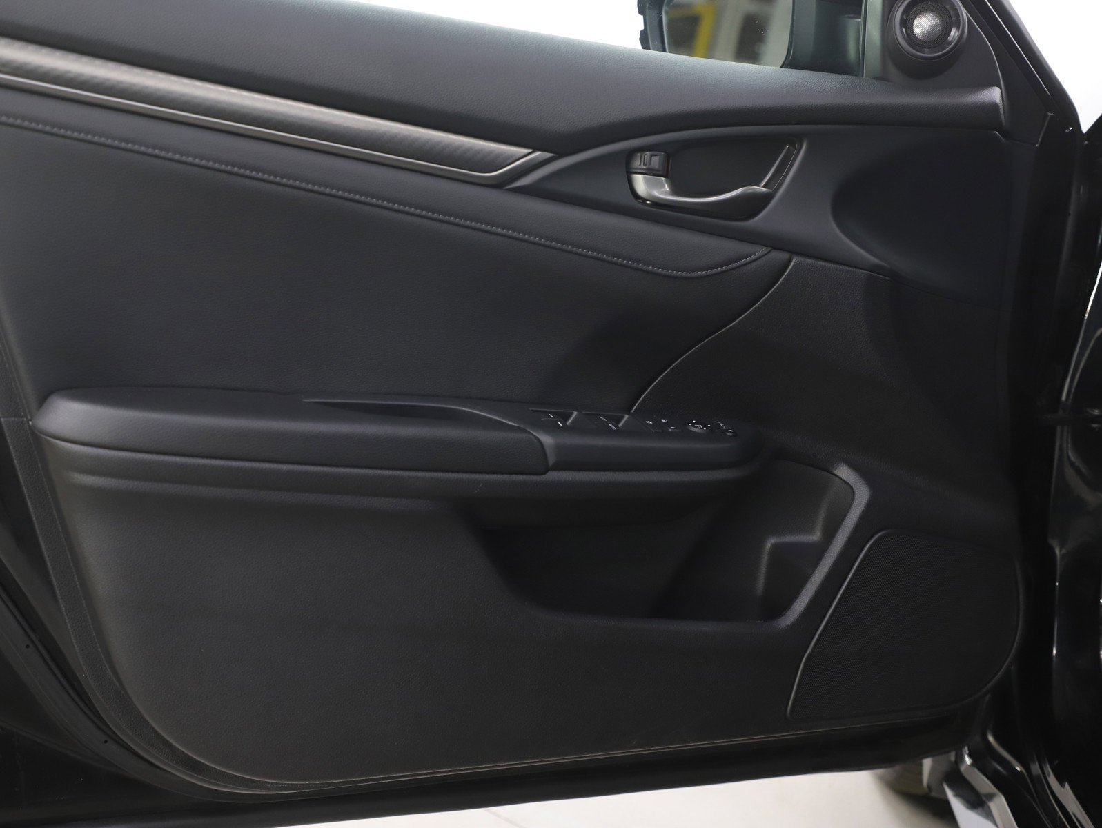 Used 2018 Honda Civic Sport Touring image 18