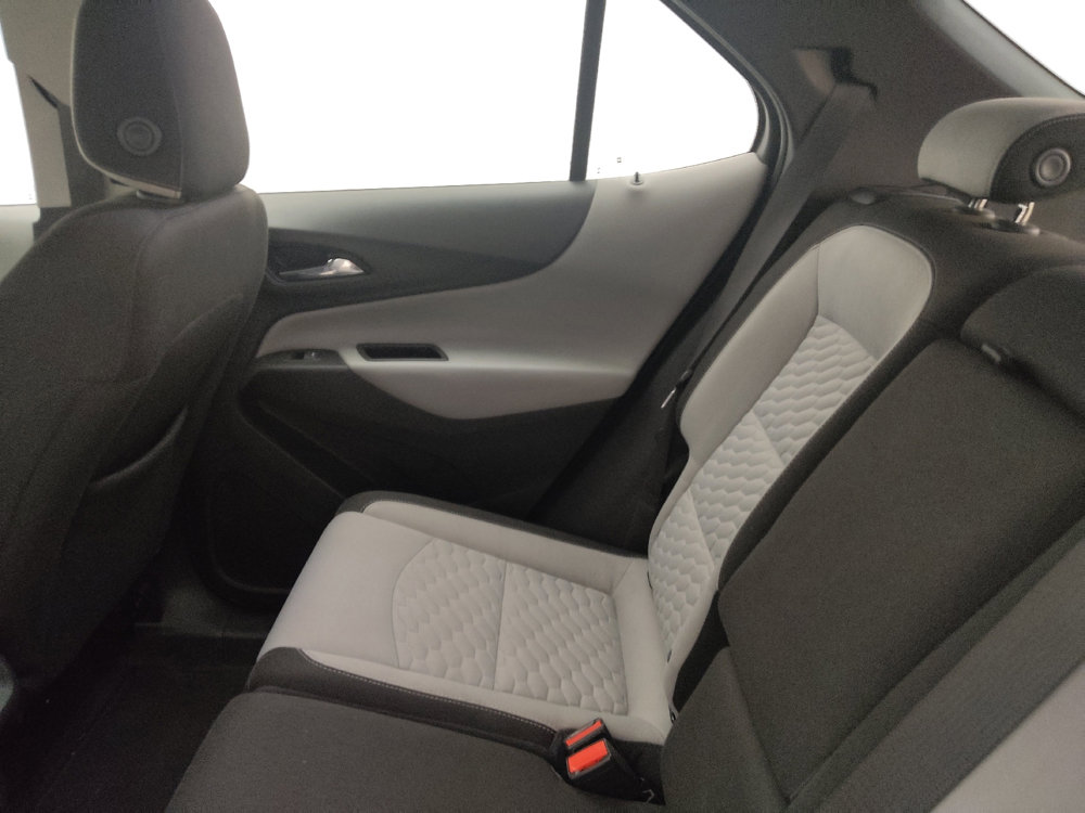 Used 2019 Chevrolet Equinox LS image 18