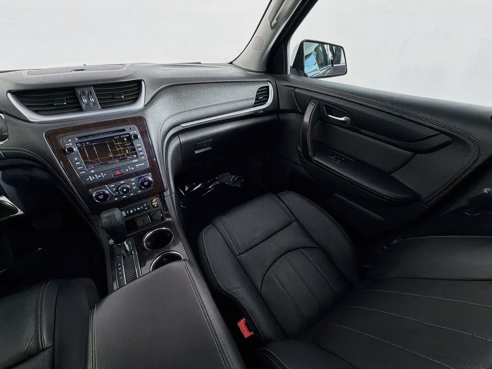 Used 2017 Chevrolet Traverse Premier AWD/4WD image 12