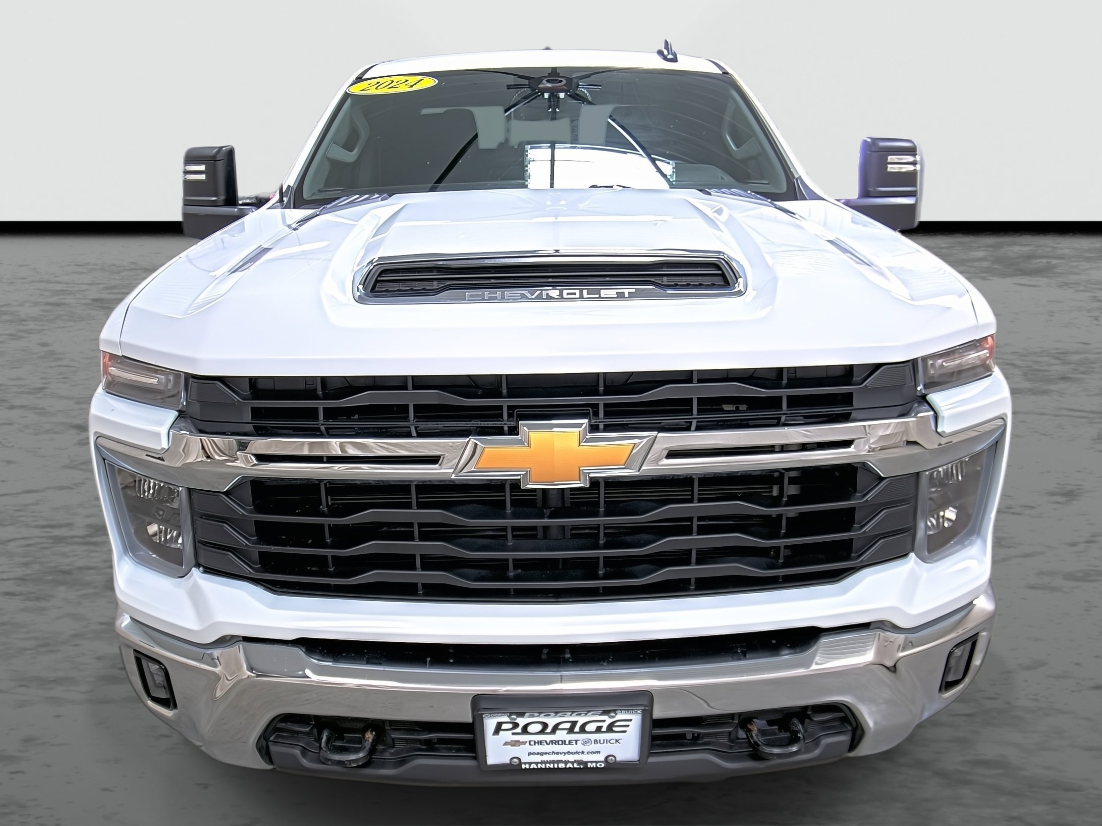 Used 2024 Chevrolet Silverado 2500 LT AWD/4WD image 6