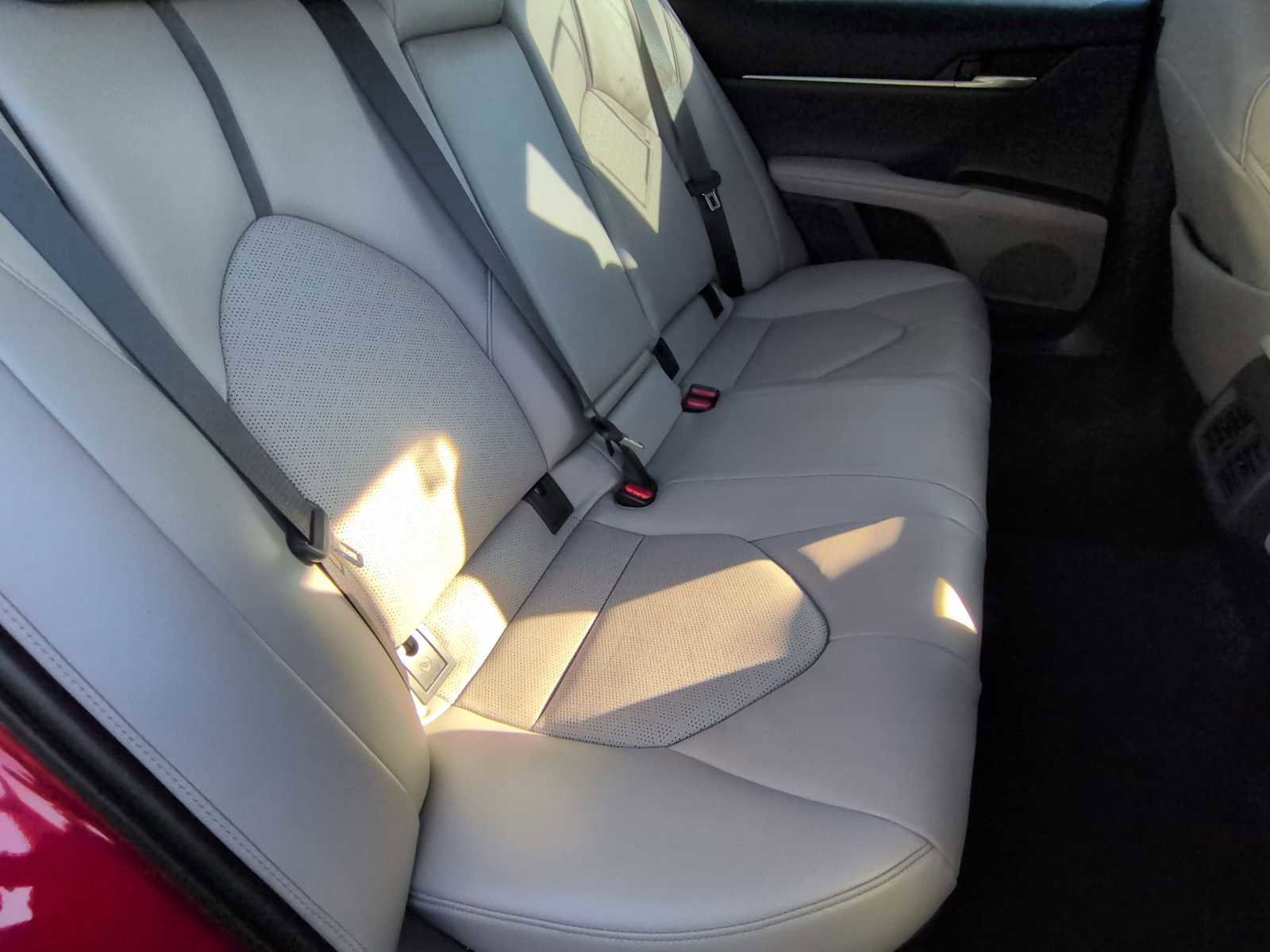 Used 2022 Toyota Camry XSE image 20