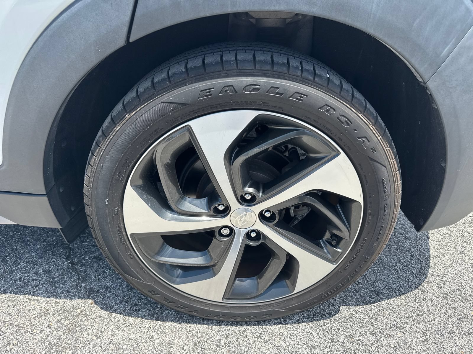 Used 2018 Hyundai Tucson Value FWD image 16