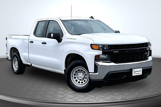 Used 2020 Chevrolet Silverado 1500 W/T w/ WT Safety Package AWD/4WD image 3