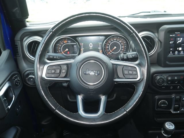 Used 2019 Jeep Wrangler Unlimited Sahara w/ Cold Weather Group AWD/4WD image 13