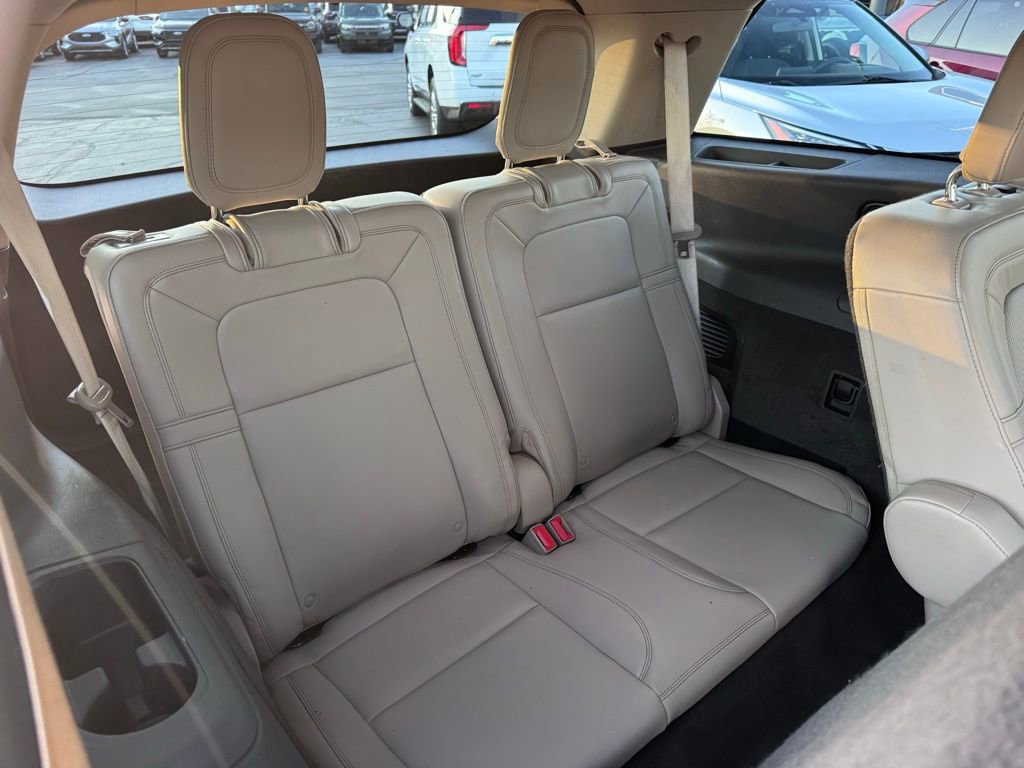 Used 2023 Lincoln Aviator Reserve w/ Equipment Group 201A image 30