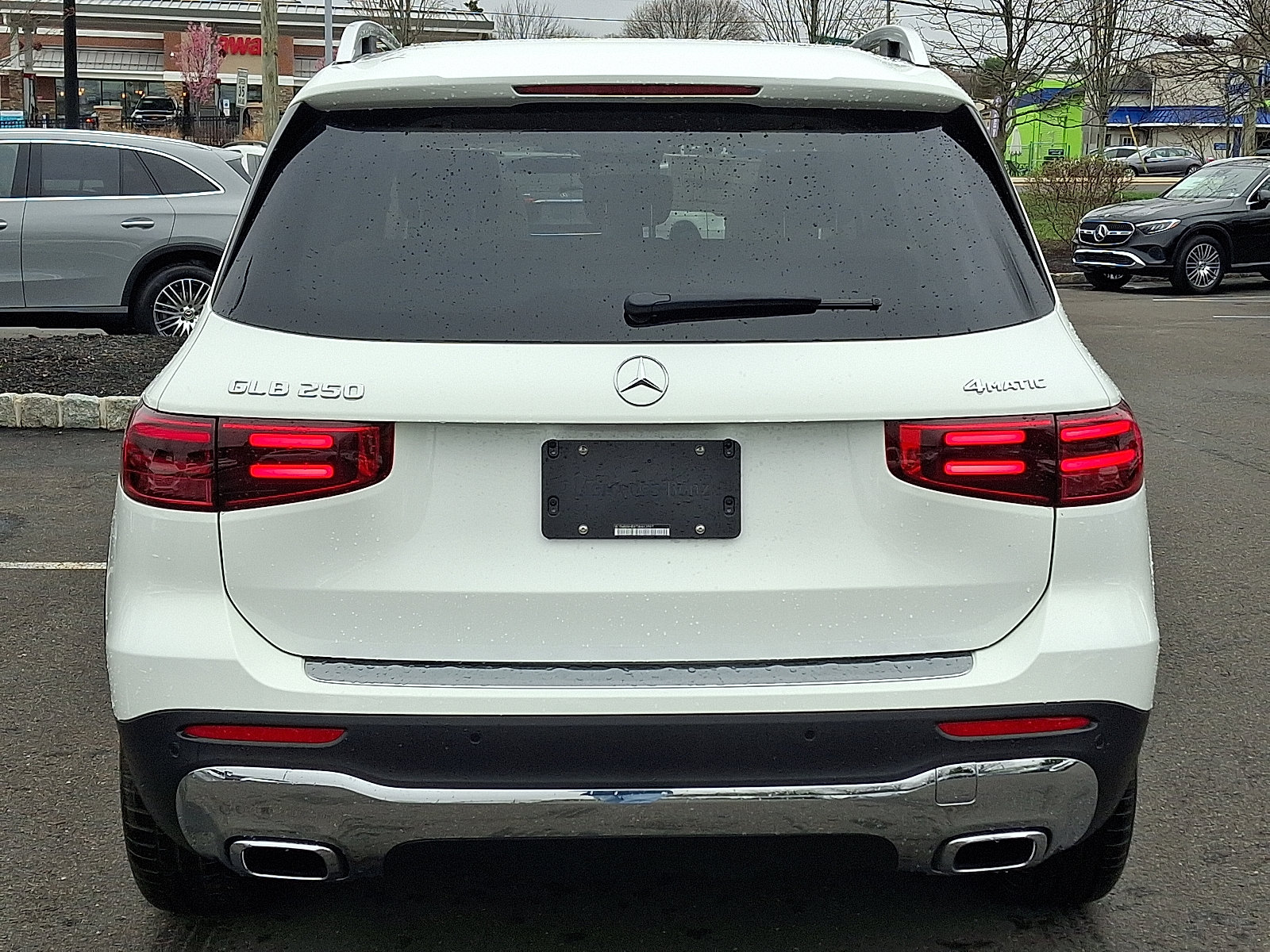 New 2026 Mercedes-Benz GLB 250 4MATIC image 5