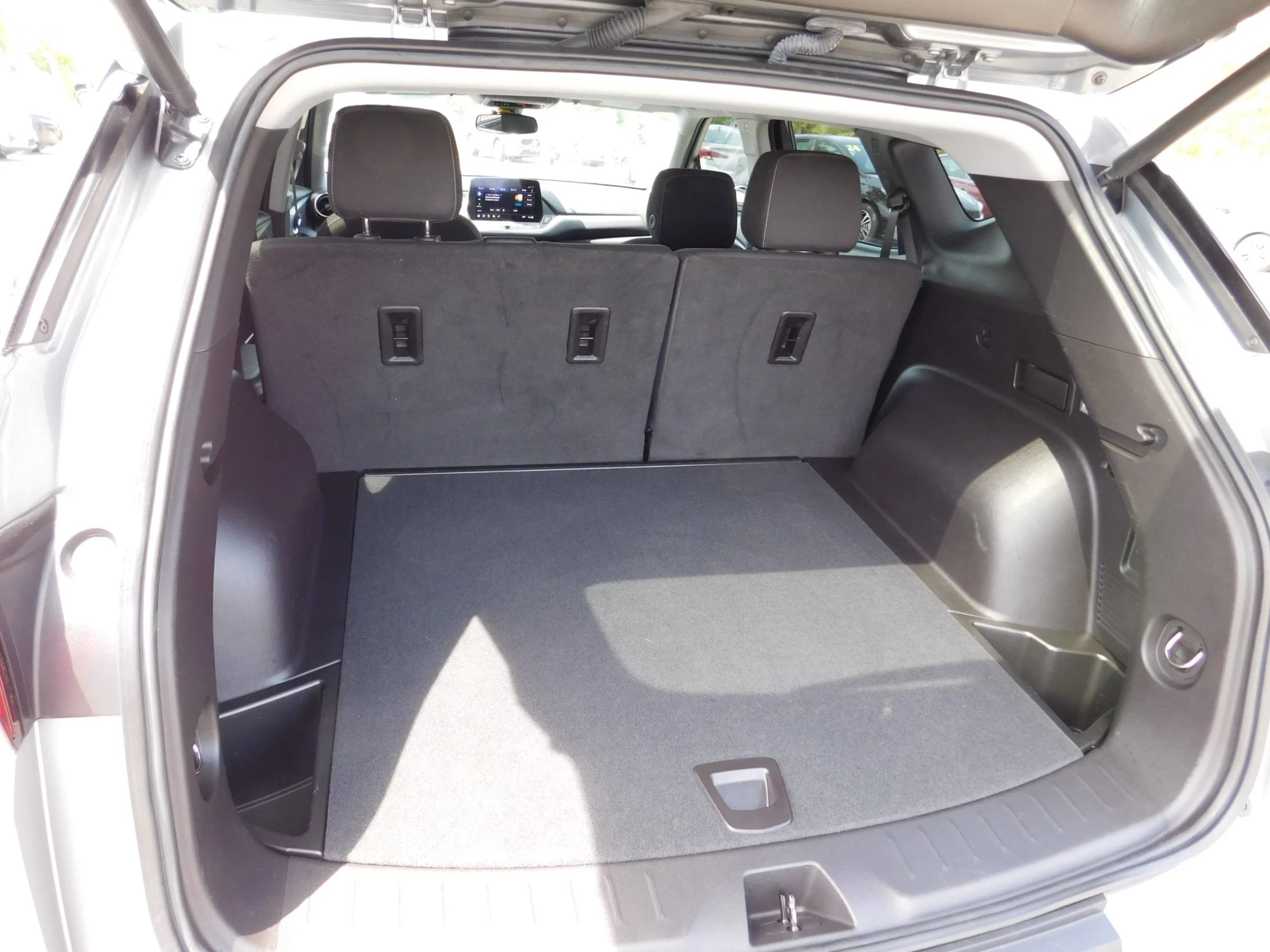 Used 2024 Chevrolet Blazer LT w/ Convenience Package FWD image 5