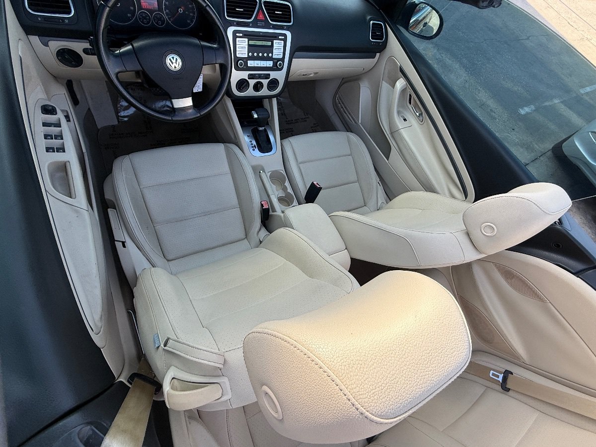 Used 2008 Volkswagen Eos Komfort FWD image 27