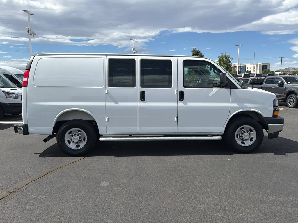 Used 2025 Chevrolet Express 2500 w/ Driver Convenience Package RWD image 2