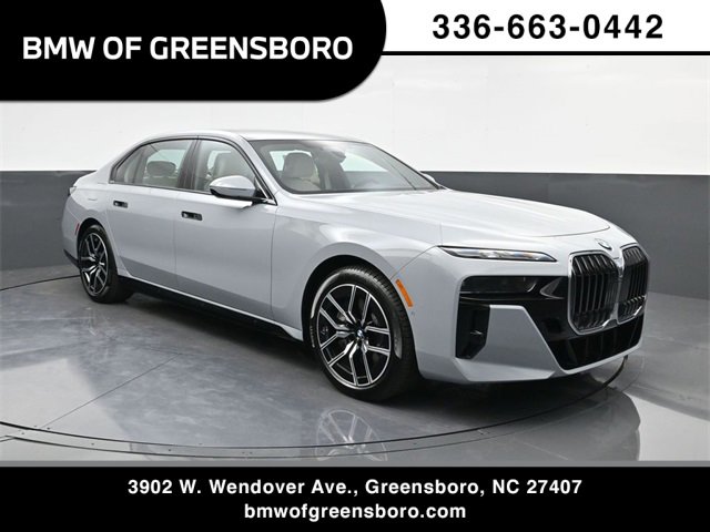 New 2025 BMW 760i xDrive w/ Executive Package