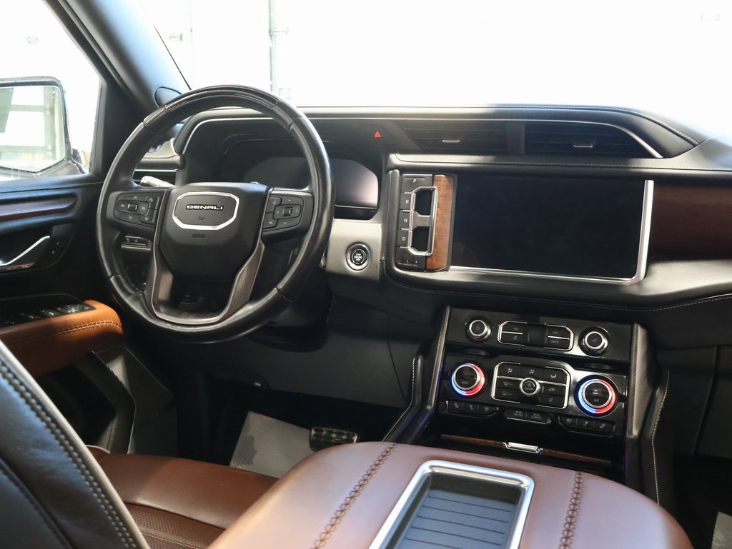 Certified 2023 GMC Yukon Denali Ultimate image 31