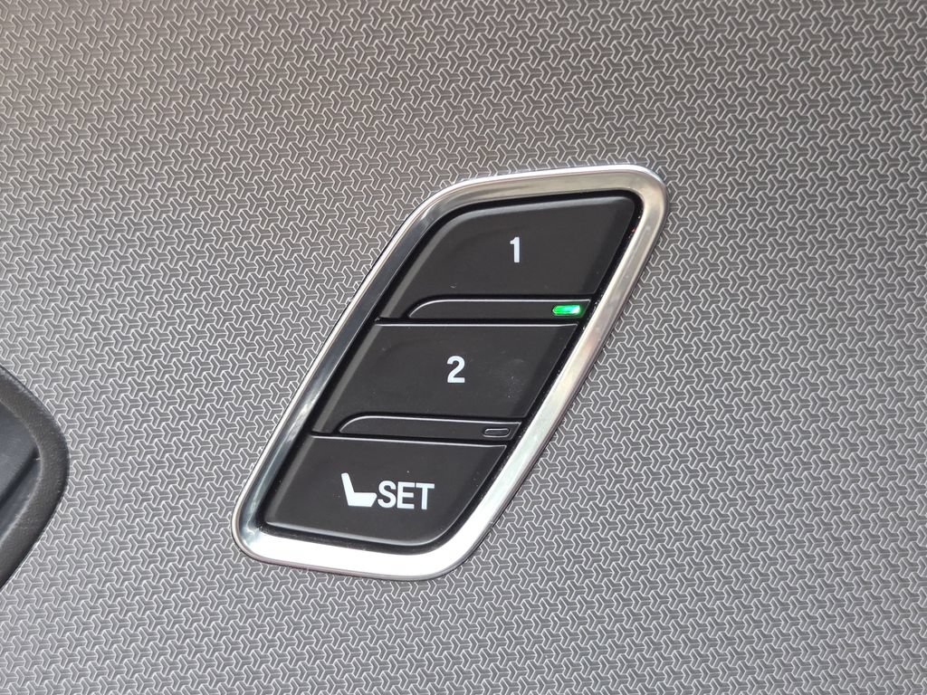 Used 2022 Acura TLX w/ A-SPEC Pkg FWD image 6