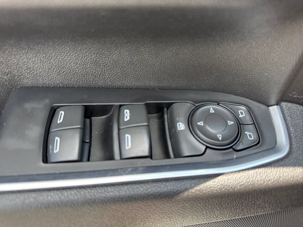 Used 2025 Chevrolet Silverado 2500 LT w/ Convenience Package AWD/4WD image 18