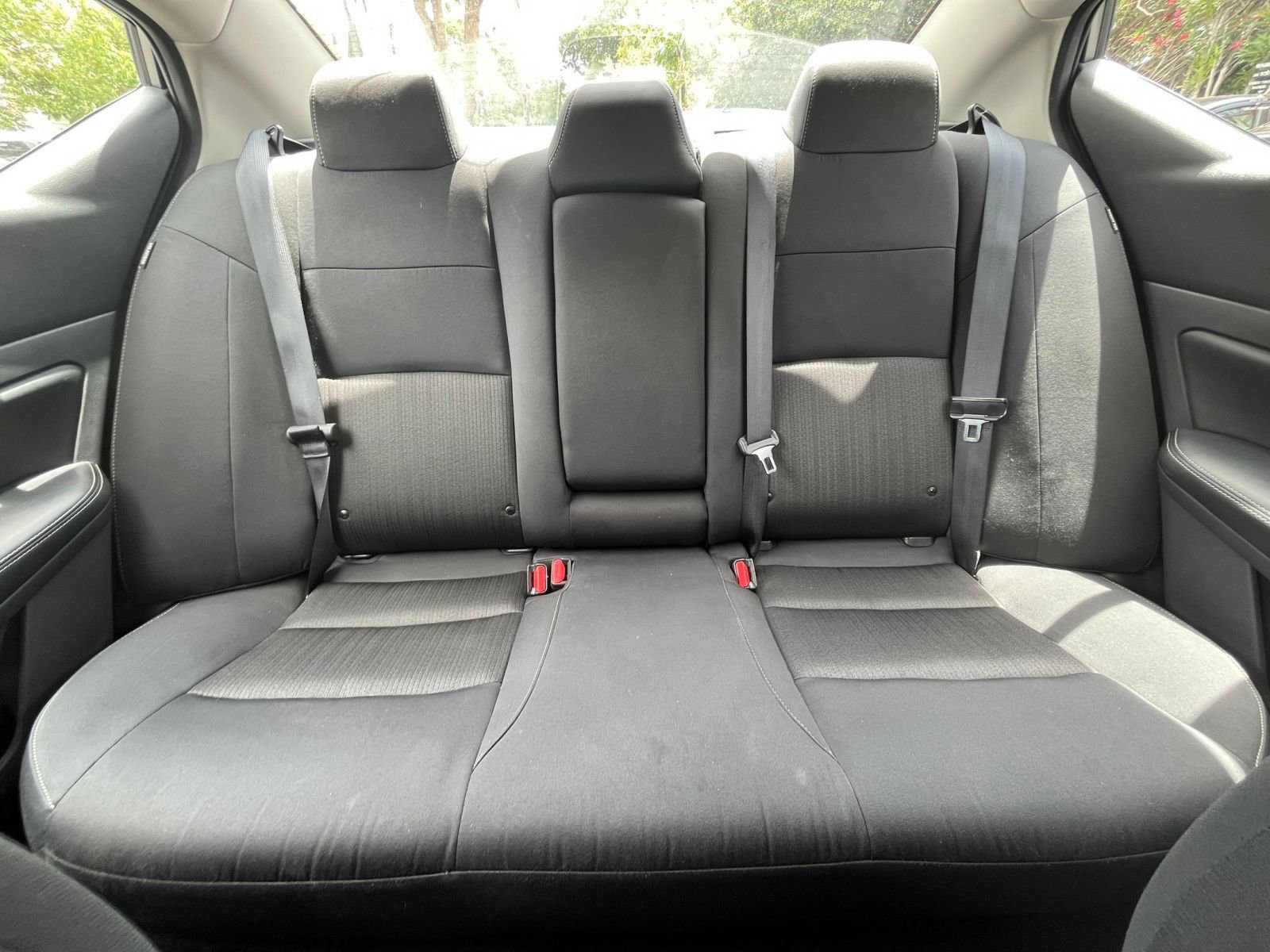 Used 2025 Nissan Altima 2.5 SV FWD image 38