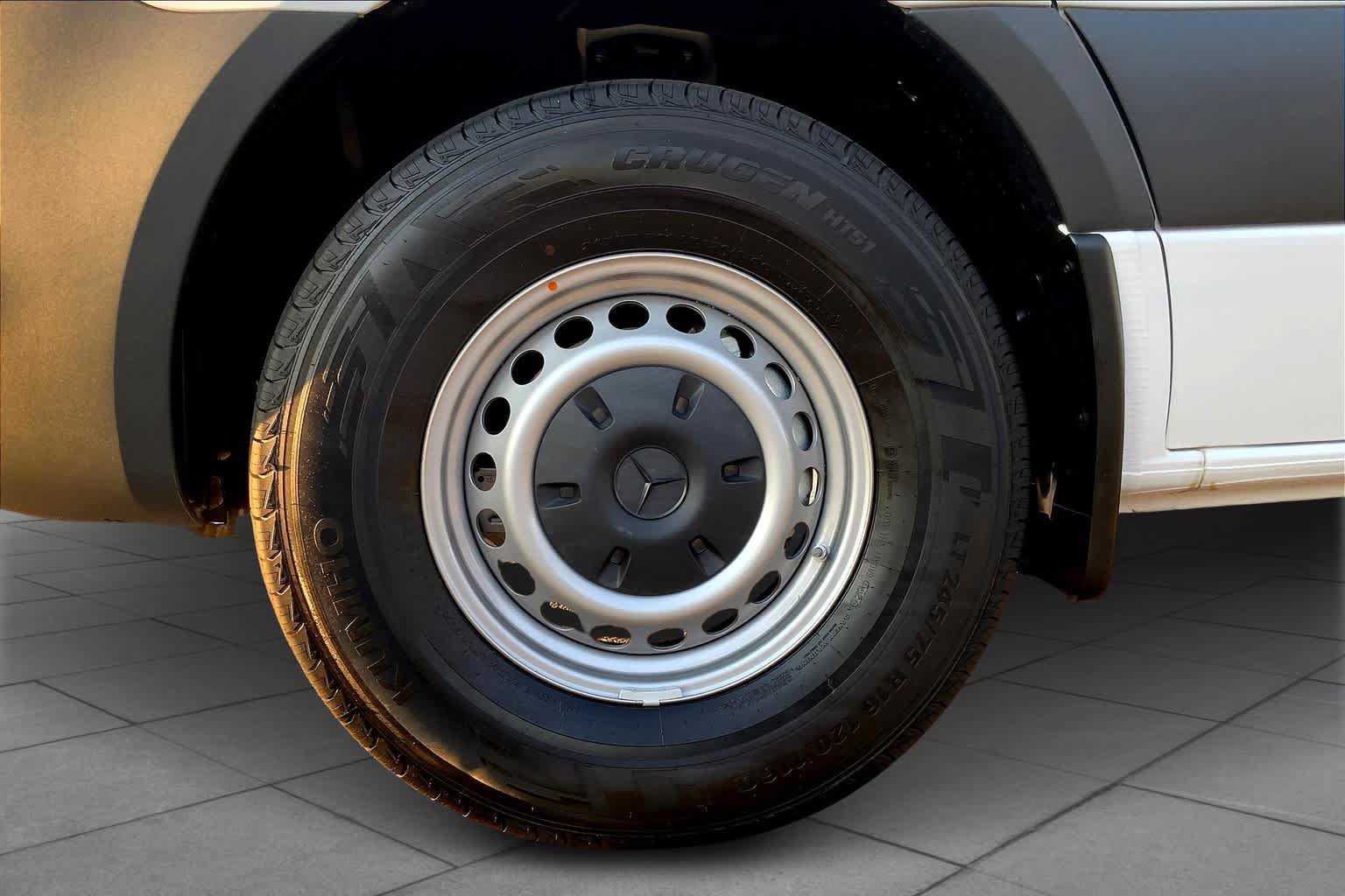 Certified 2025 Mercedes-Benz Sprinter 2500 image 15