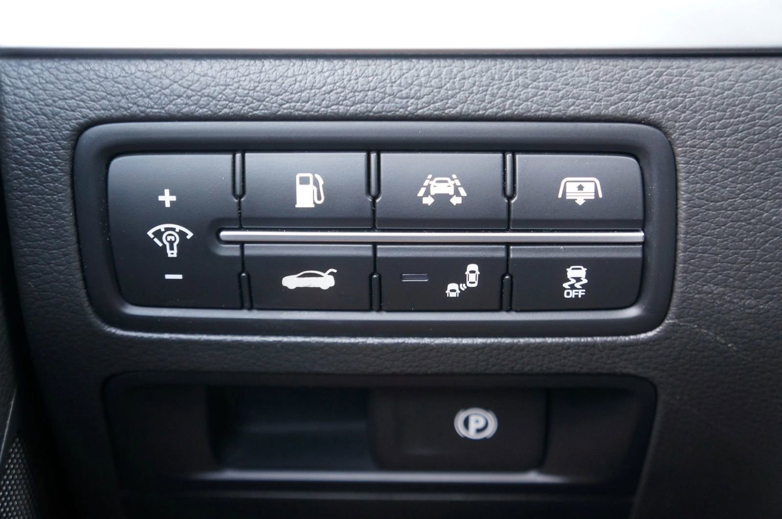 Used 2017 Genesis G80 3.8 w/ Option Group 02 image 39