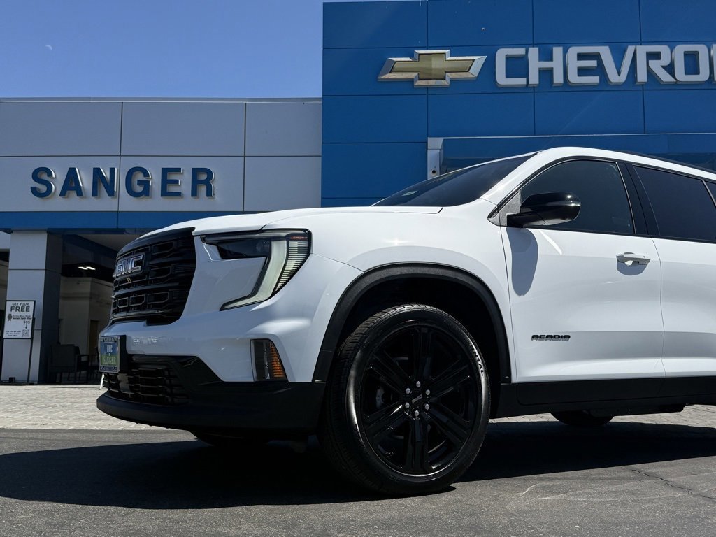 New 2025 GMC Acadia Elevation w/ Elevation Premium Package image 4