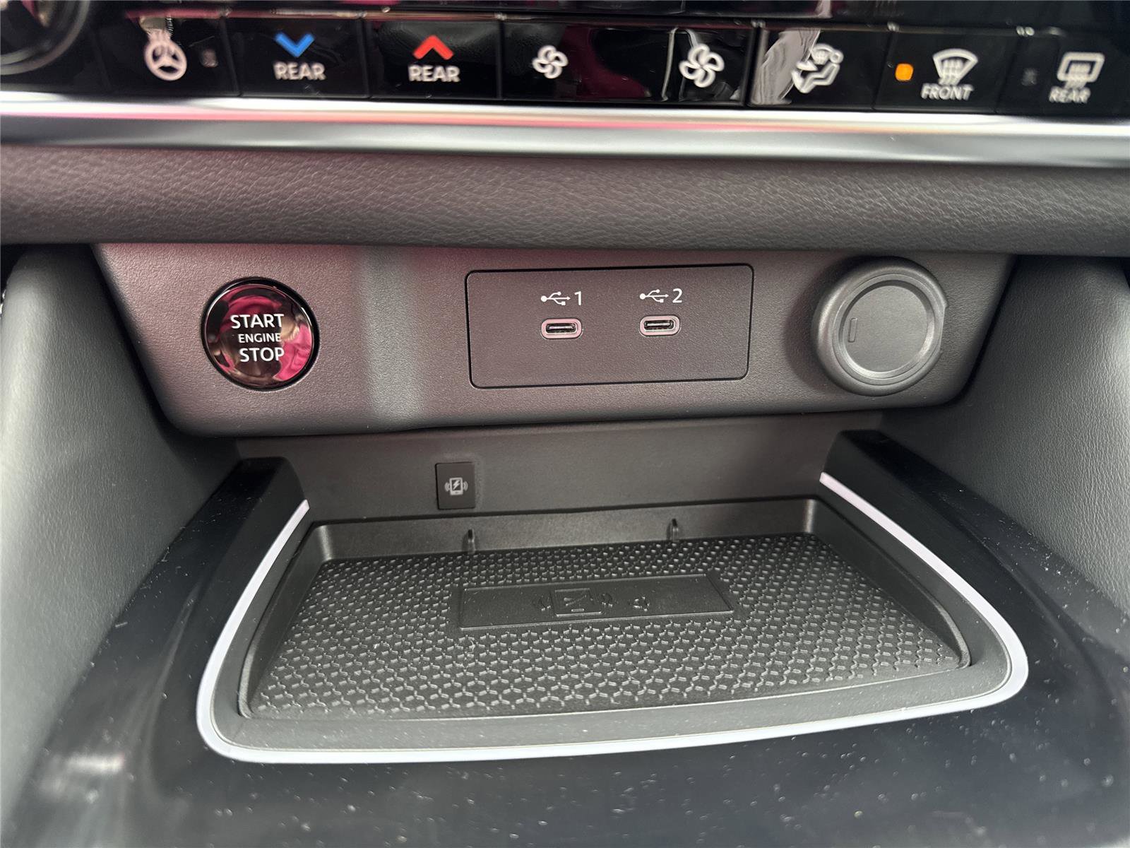 New 2026 Nissan Rogue Platinum w/ Tech Package AWD/4WD image 26