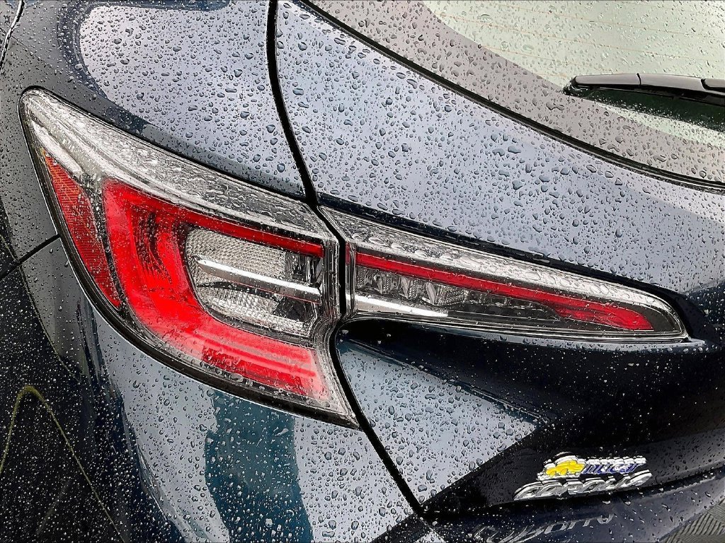 Used 2021 Toyota Corolla SE w/ SE Preferred Package FWD image 30