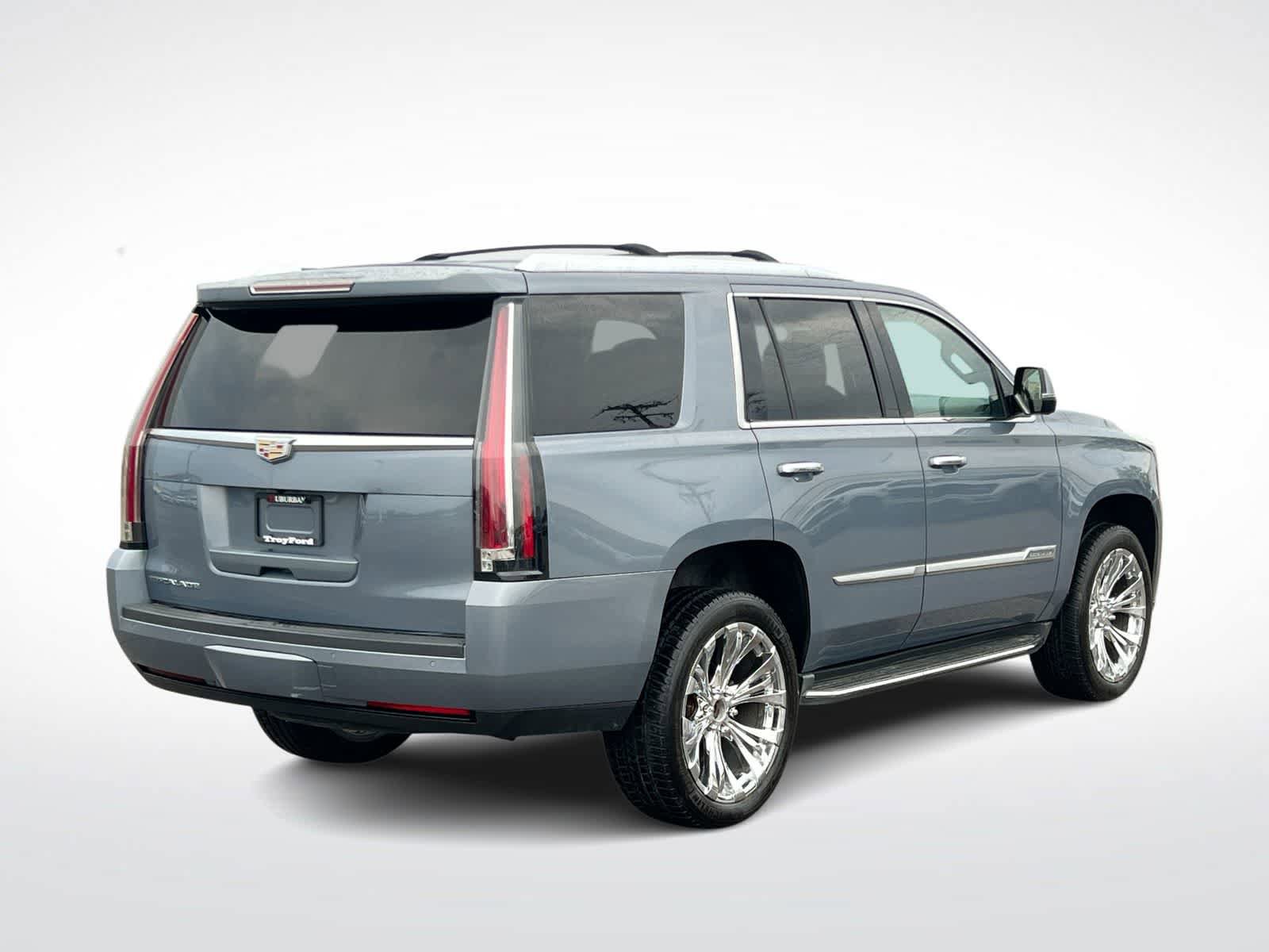 Used 2015 Cadillac Escalade Luxury AWD/4WD image 8