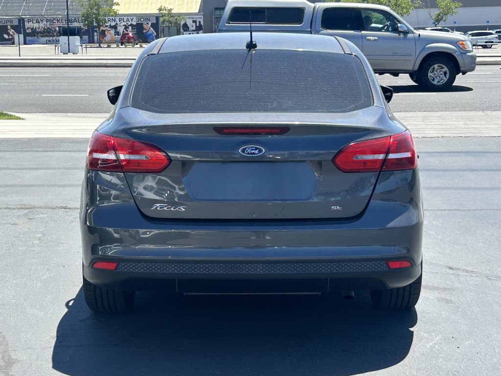 Used 2018 Ford Focus SE FWD image 5