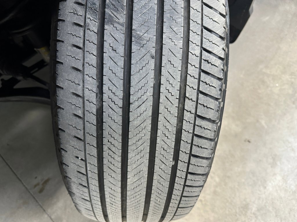 Used 2023 Chevrolet Silverado 1500 LT image 37