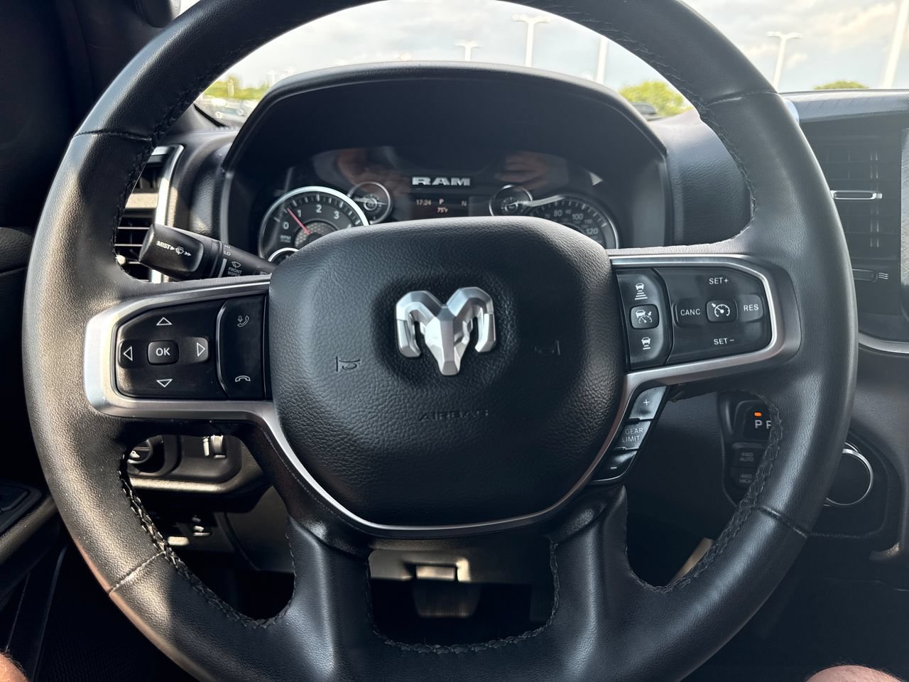 Used 2025 RAM 1500 Big Horn AWD/4WD image 18