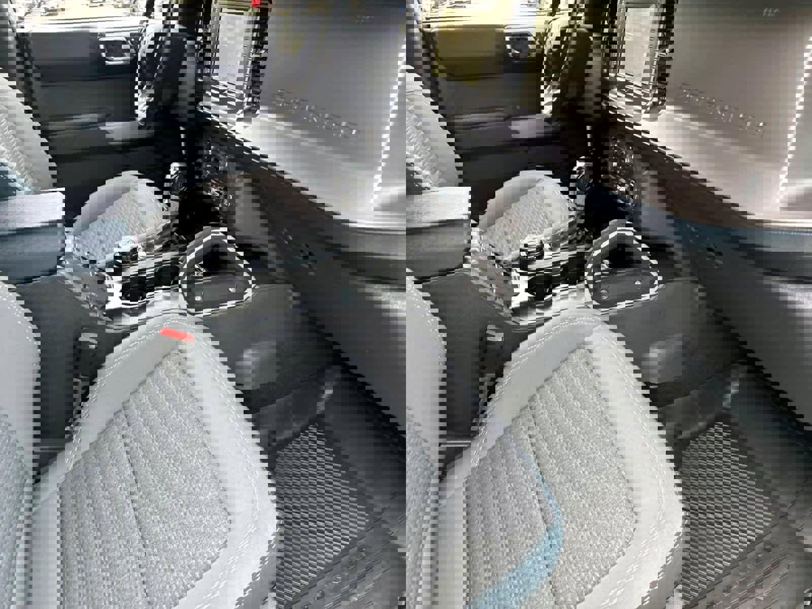 Used 2021 Ford Bronco Outer Banks image 9