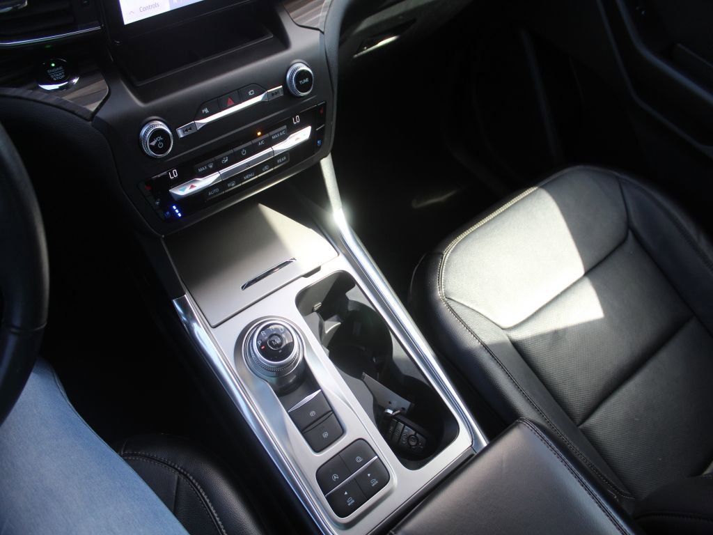 Used 2020 Ford Explorer Limited RWD image 22