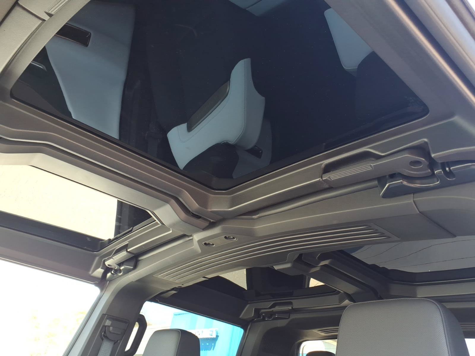 Used 2025 GMC Hummer EV 3X AWD/4WD image 15