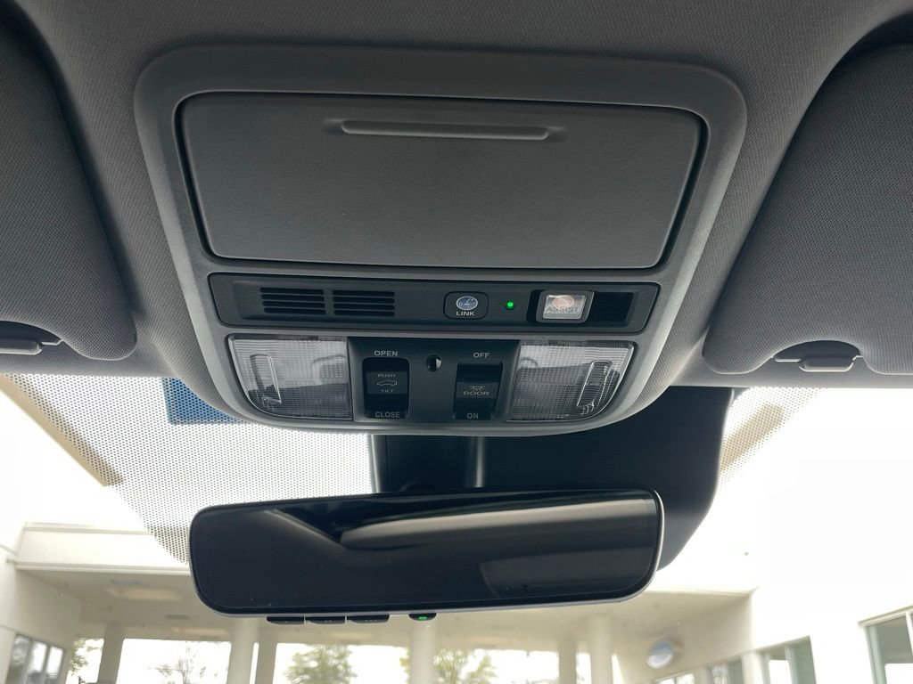 Certified 2022 Honda Pilot Touring image 18