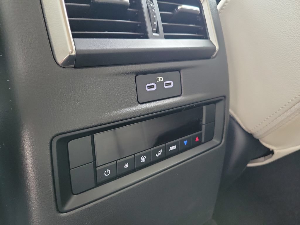 Used 2025 MAZDA CX-70 Plug-In Hybrid w/ Premium Pkg AWD/4WD image 20