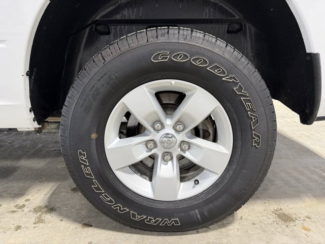 Used 2022 RAM 1500 Classic SLT w/ Electronics Convenience Group image 43