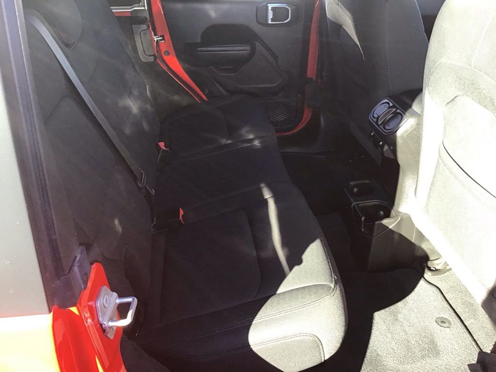 Used 2022 Jeep Wrangler Unlimited Sport image 14