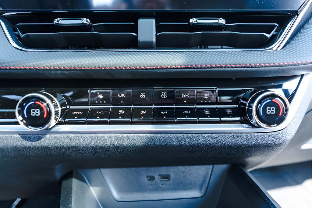 New 2026 Chevrolet Equinox RS image 13