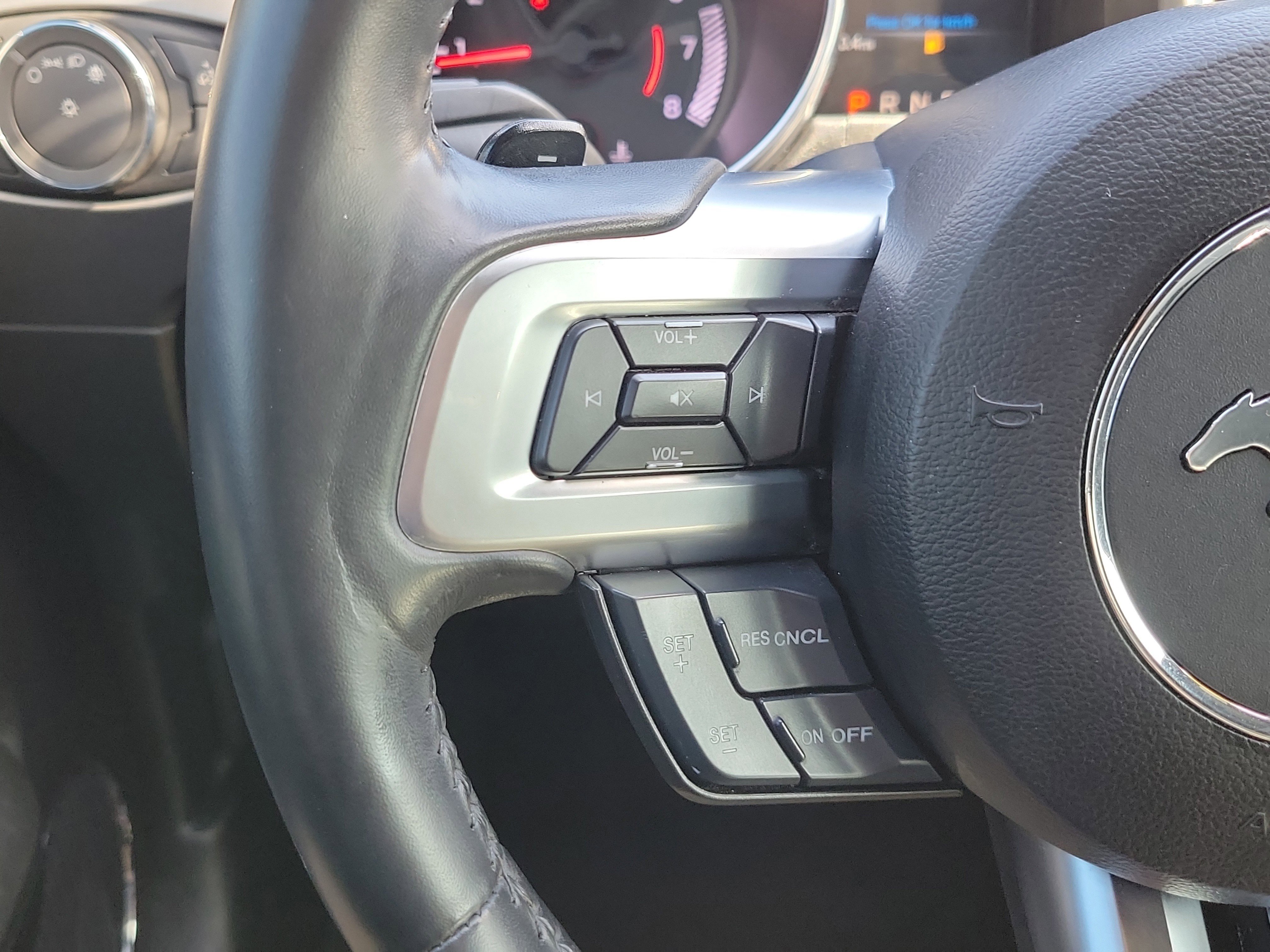 Used 2018 Ford Mustang Premium image 23