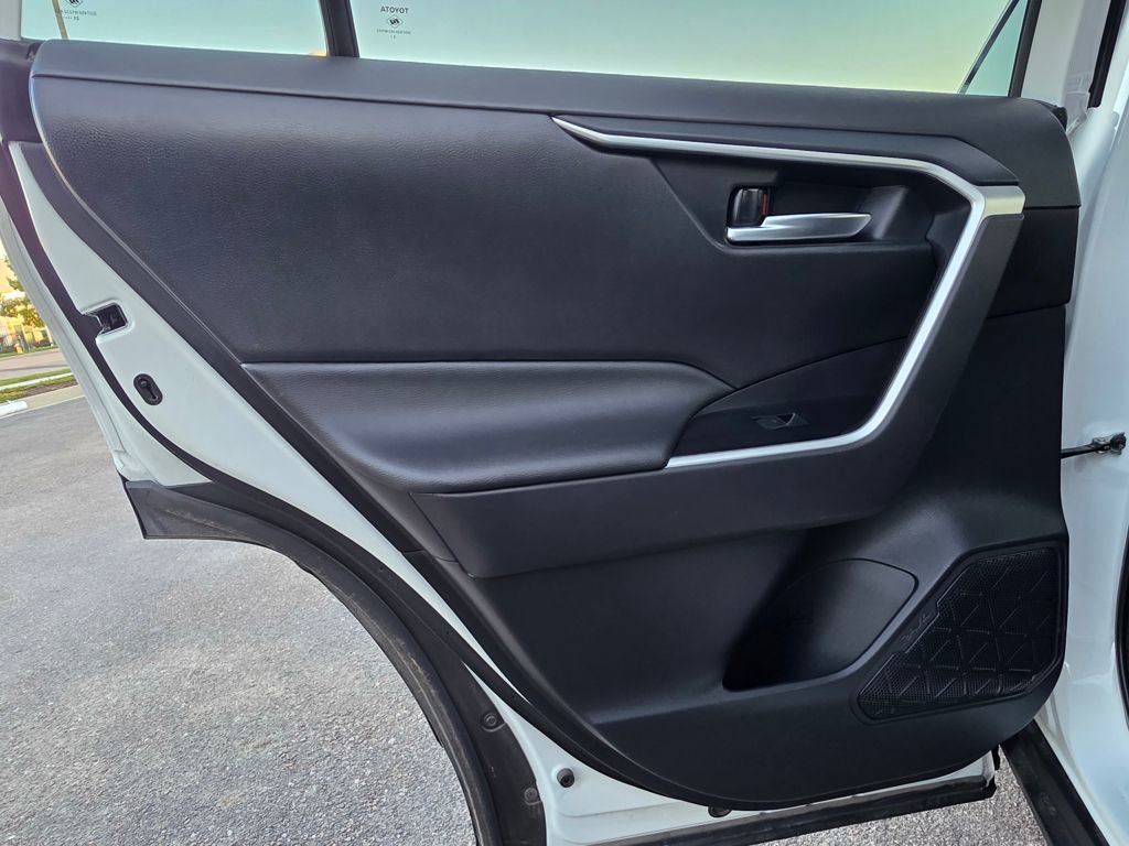 Used 2024 Toyota RAV4 XLE image 28