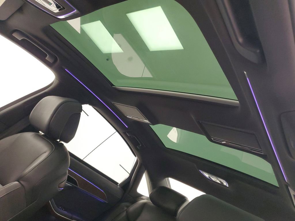 Used 2023 Audi A8 L 3.0T w/ Luxury Package image 27