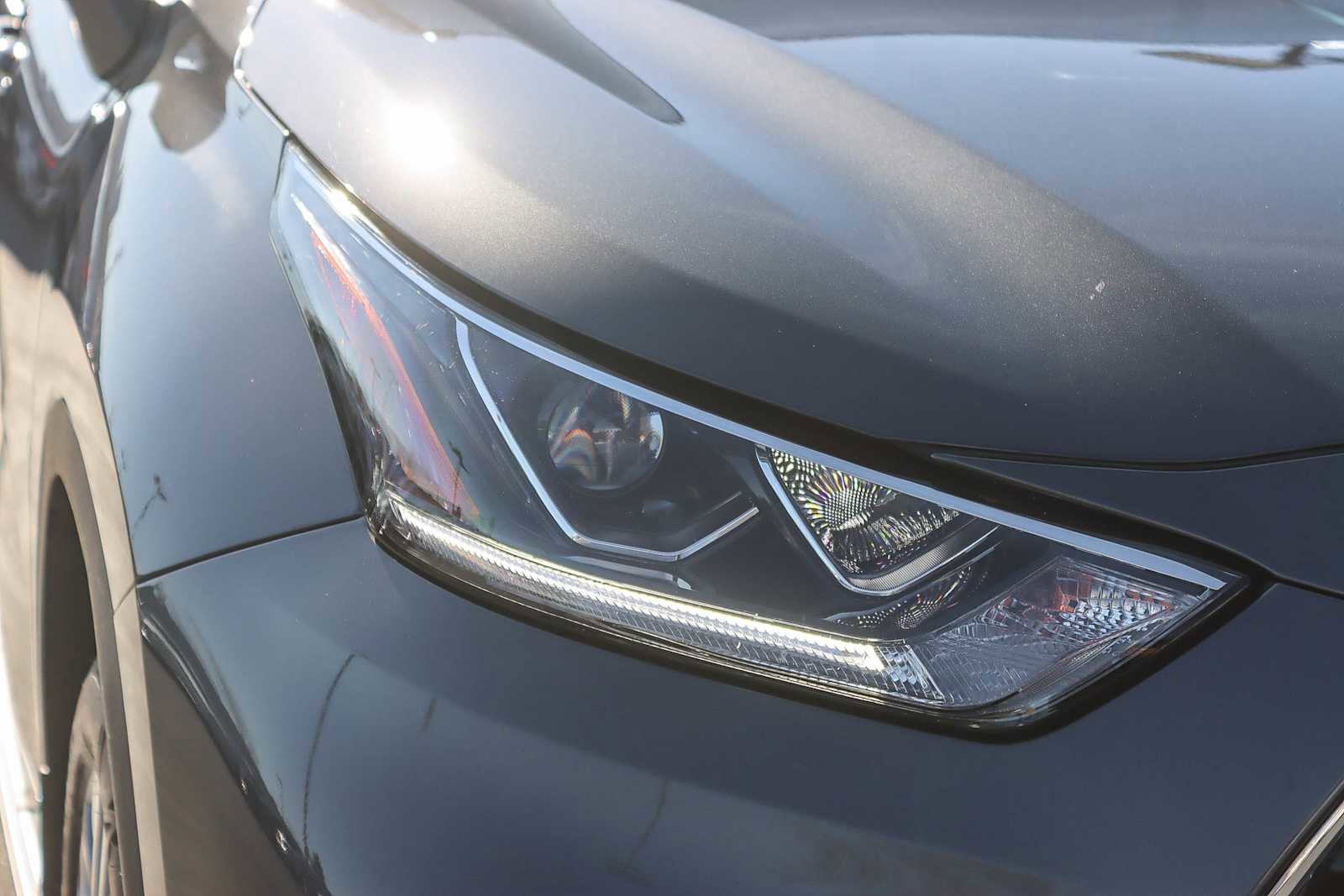 Used 2023 Toyota Highlander Platinum image 7