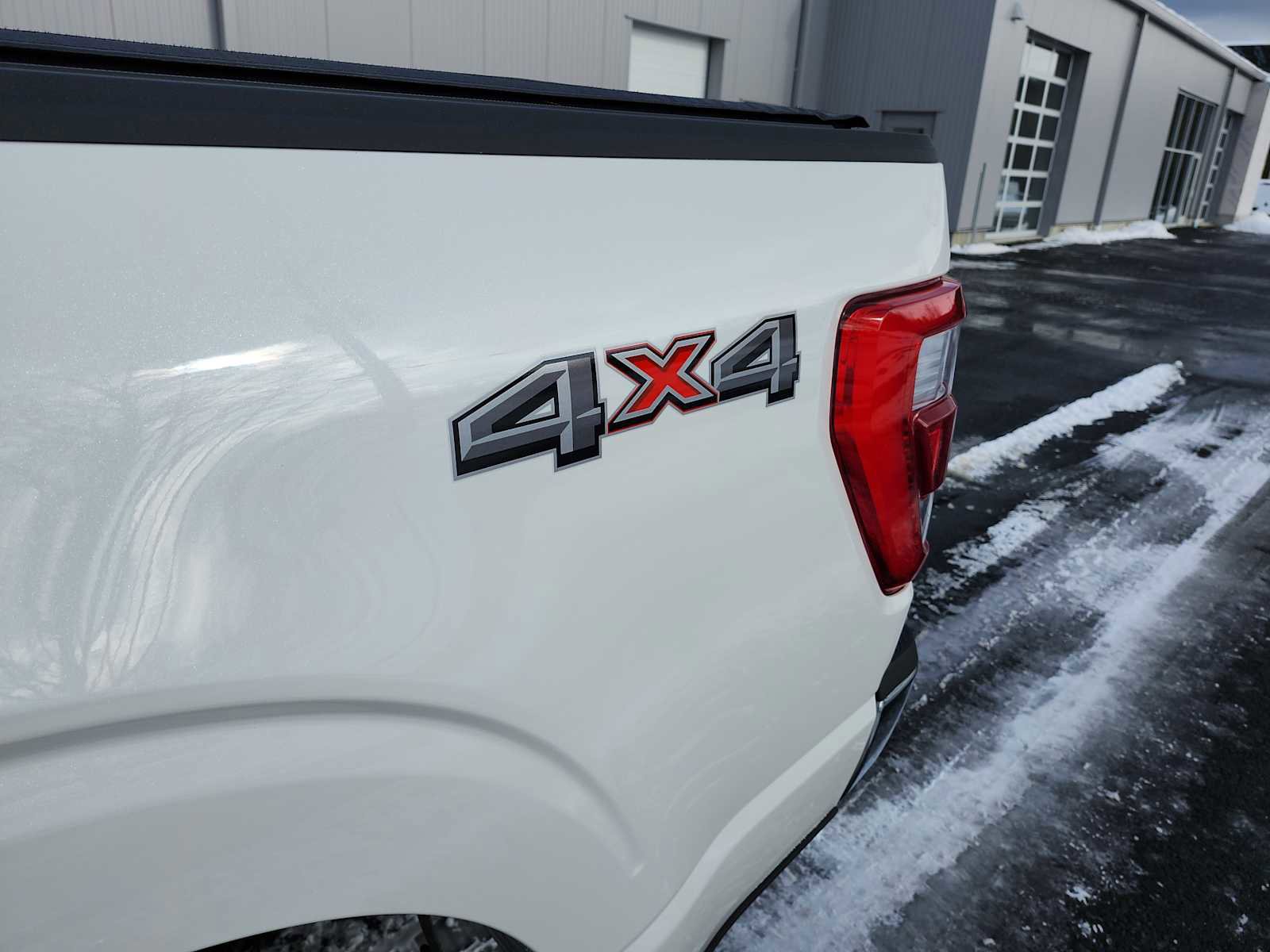 Used 2023 Ford F150 Lariat w/ Equipment Group 502A High image 16