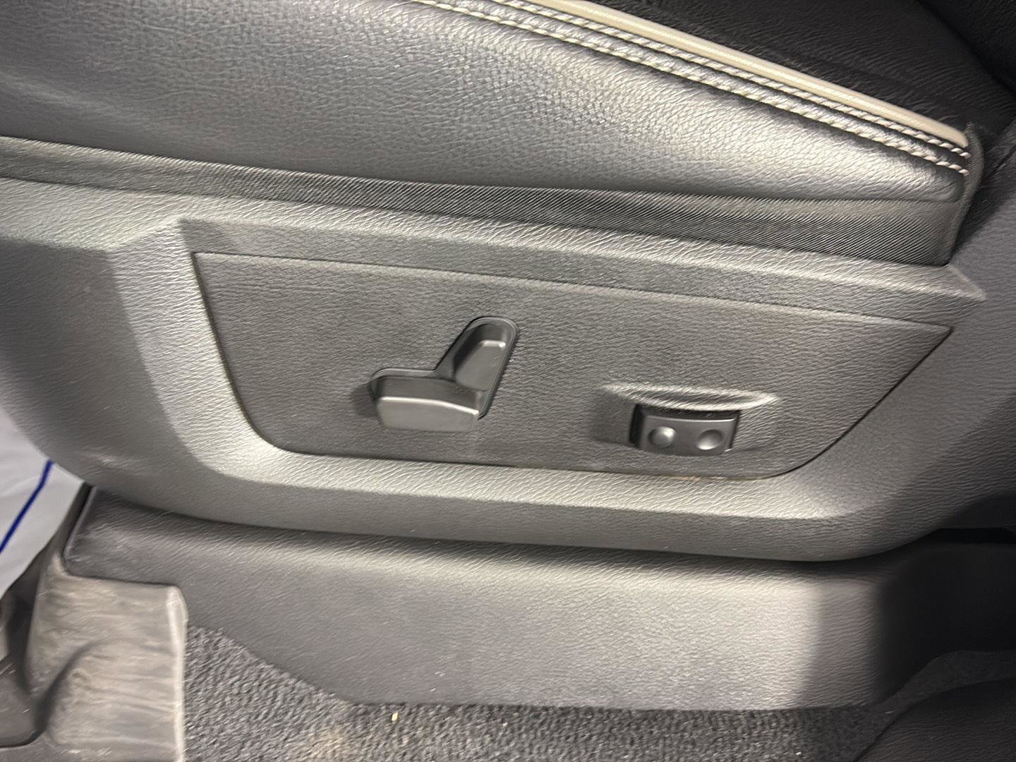 Used 2022 RAM 2500 Laramie AWD/4WD image 29