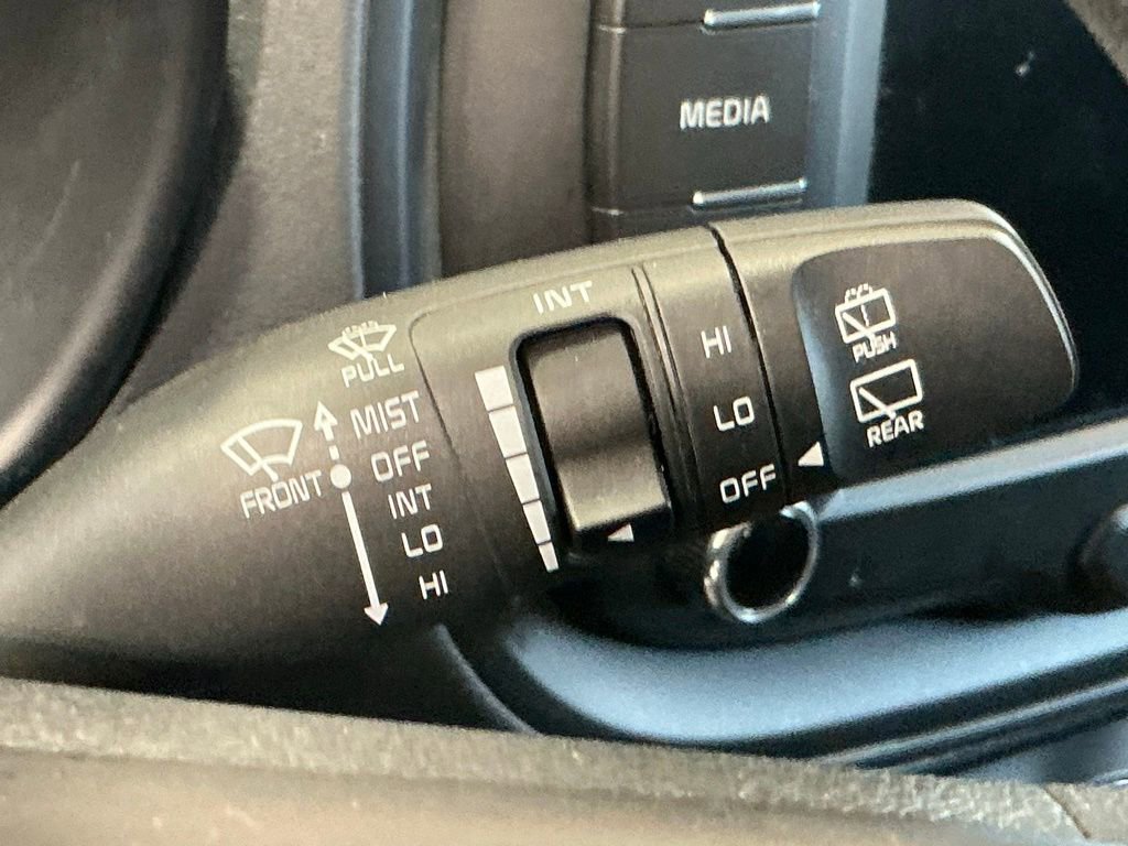 Used 2025 Kia Soul LX w/ LX Technology Package image 34