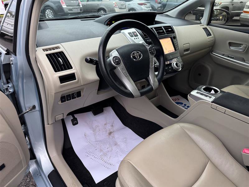 Used 2014 Toyota Prius V Five image 34