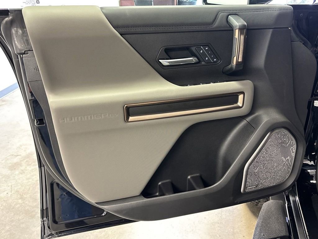 New 2025 GMC Hummer EV 2X image 22